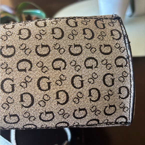 Guess Black and White Monogram Satchel - Picture 9 of 11